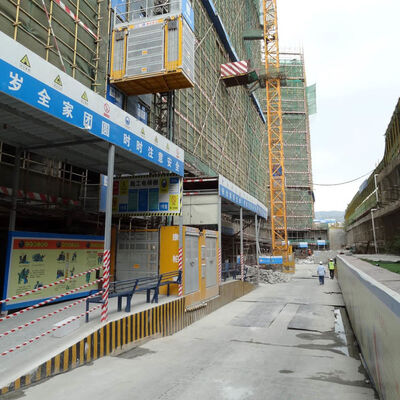 Galvanised Mast Finish Construction Site Hoist Featuring Operating Temperature Range -20°C To 50°C Robust and Construction Elevator Solution