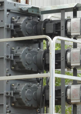 YJBNL150 Construction Elevator Gearbox , High Transmission Efficiency Lift Gear Box