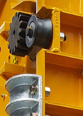 Construction Elevators Single Steel Guide Rollers With Non Eccentric Rollers