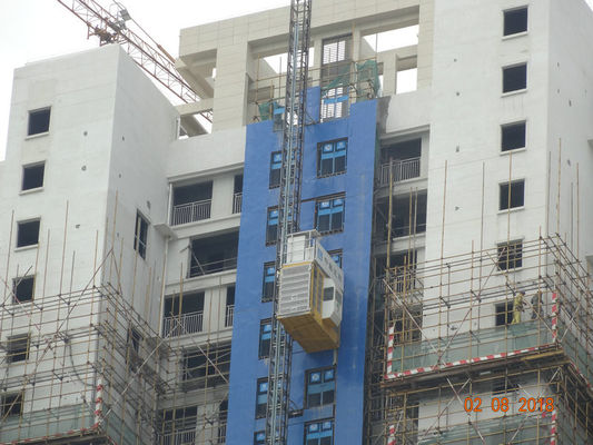 60 M / Min Rack Pinion Lift Used In Construction Site