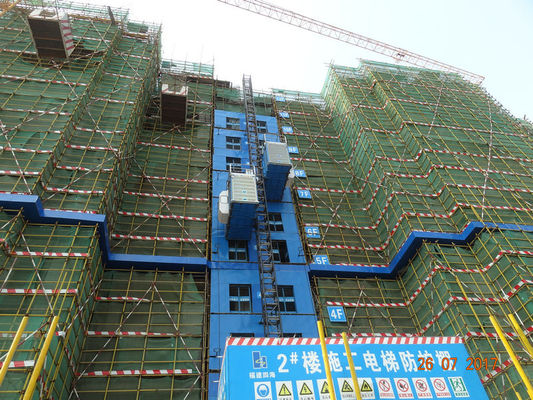 Passenger and Material Hoist Equipped Deceleration Device made by Robots and Tool Fixtures Ensuring and Safe Material Handling