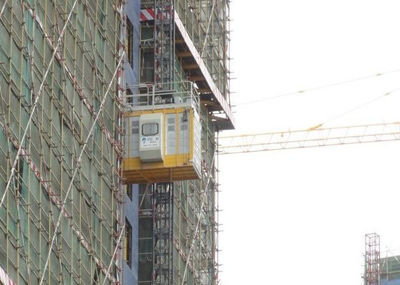 Rack & Pinion VFC Motor Control 60 M / Min Man And Material Hoist