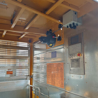 Bridges rack and pinion hoist featuring safety lock optimized for lifting heavy materials in chimneys and high buildings