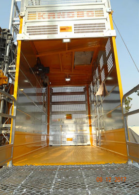 VFC Motor Control Construction Site Lift Yellow Color Max Lifting Height 400M