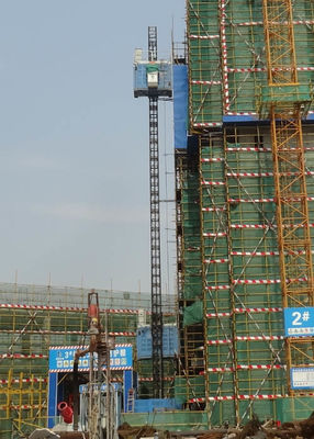 SC200BD Rack And Pinion Hoist 2000KG Payload With Multiple Doors / Flaps Choice