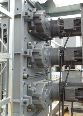 YJ150 Cylindrical Helical Gear Reducer , Construction Hoist Helical Reduction Gearbox