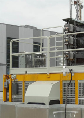 FC Motor Control Personnel And Materials Hoist With Energy Saving Helical Reducers