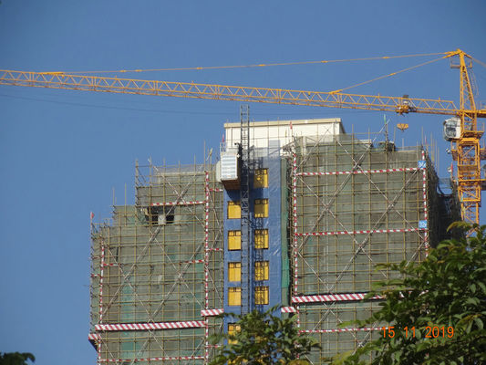 SC300BG / KP-B15 / KP-B16 Rack And Pinion Construction Site Hoist