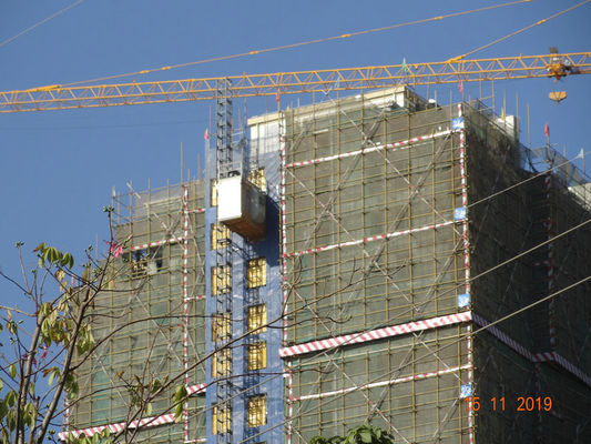 Temporary Rack Pinion 2000KG Per Cage Construction Site Hoist