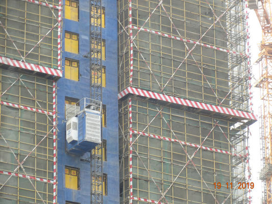 Remote Control Tall Towers 250m Passenger And Material Hoist