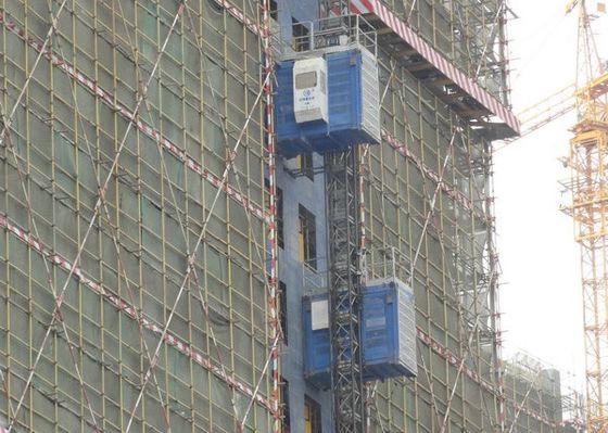 Adjustable Lifting Speed 2000KG 450M Passenger And Material Hoist